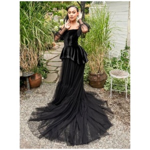 Gothic Black Wedding Dresses A-Line Long Sleeves Velour With Train Bridal Dress Free Customization