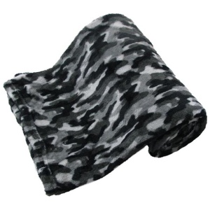190GSM Boys Cool Ultra Soft Coral Fleece Throw 127 x 152cm Army Camouflage