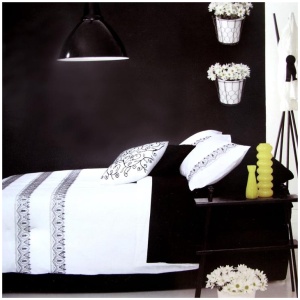 Ardor Charlotte White Quilt Cover Set QUEEN