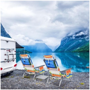 CostwayPortable Camping Chairs with 5 Adjustable Positions for Lawn/Poolside-Yellow