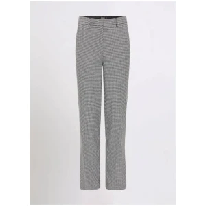 Need The Light Skinny Leg Pant