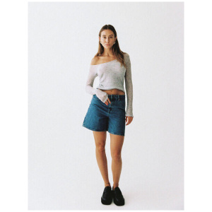 Signature Mid Relaxed Short