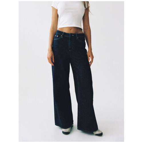 Signature Mid Wide Relaxed Jean