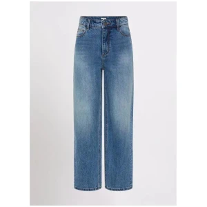 Yuki Boyfriend Jean