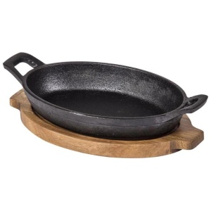Davis & Waddell Fine Foods Oval Cast Iron Skillet with Acacia Trivet