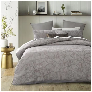 Accessorize Shells Jacquard Quilt Cover Set King