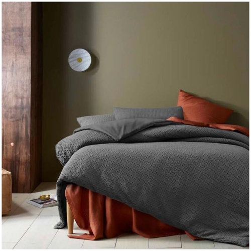 Accessorize Soho Waffle Dark Grey Quilt Cover Set King
