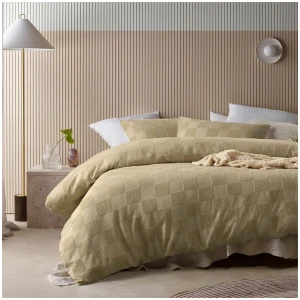 Accessorize Tipo Safari Chenille Quilt Cover Set Queen