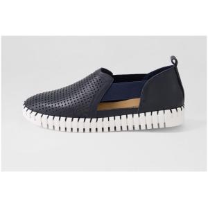 Django & Juliette Habiki Dj Navy White Sole Leather Navy White Sole Sneakers Womens Shoes Casual Casual Sneakers