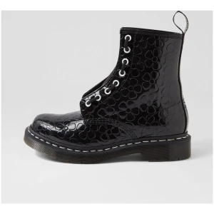 Dr Marten 1460 Jungle 8 Eye Boot Dm Black Flower Embossed Patent Leather Black Flower Embossed Boots Womens Shoes Casual Ankle Boots