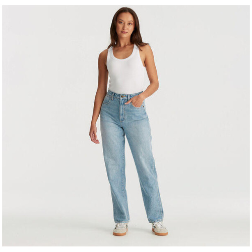 Hi Claudia Straight Jean