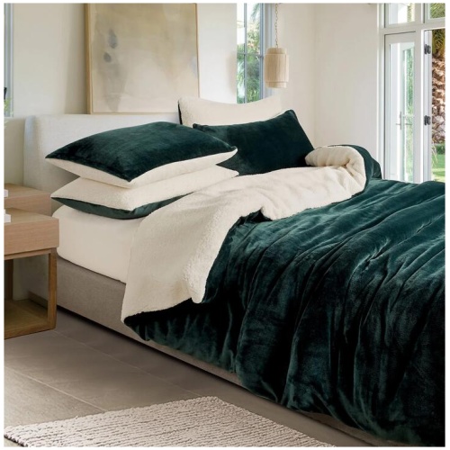 2-in-1 Teddy Sherpa Quilt Cover Set (Emerald Green, Super King)