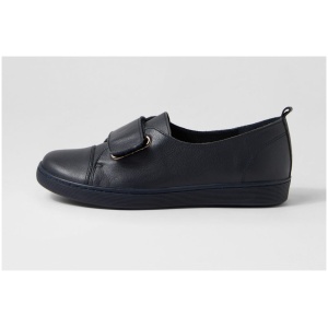 Django & Juliette Delcry Dj Navy Navy Sole Leather Navy Navy Sole Sneakers Womens Shoes Casual Sneakers