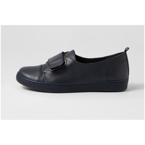 Django & Juliette Delcry Dj Navy Navy Sole Leather Navy Navy Sole Sneakers Womens Shoes Casual Sneakers