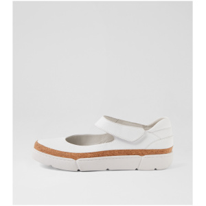 Django & Juliette Toshae Dj White White Sole Leather White White Sole Shoes Womens Shoes Casual Flat Shoes