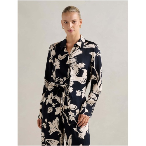 Forever New Women's Lila Longline Printed Satin Shirt in Hyl/Floral Co-Ord