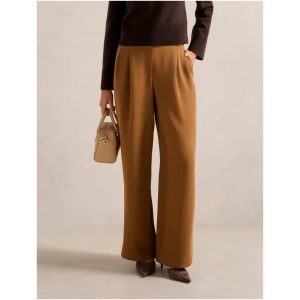 Forever New Women's Desiree Button Straight-Leg Pants in Pecan