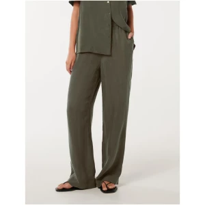 Forever New Women's Emma Cupro Wide Leg Pant in Dark Green Co-Ord