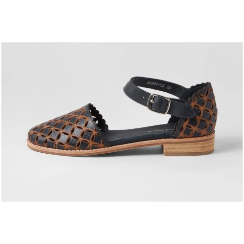 Django & Juliette Ashby Dj Navy Tan Leather Navy Tan Shoes Womens Shoes Casual Flat Shoes