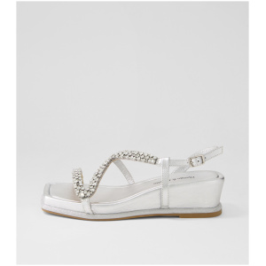 Django & Juliette Atkiny Dj Silver Leather Silver Sandals Womens Shoes Casual Heeled Sandals
