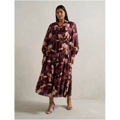 Forever New Women's Amanda Curve Plus Size Belted Tiered Midi Dress in Santon Floral