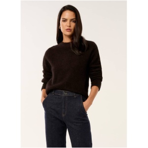 Forever New Women's Ari Fluffy Crew Neck Jumper in Chocolate