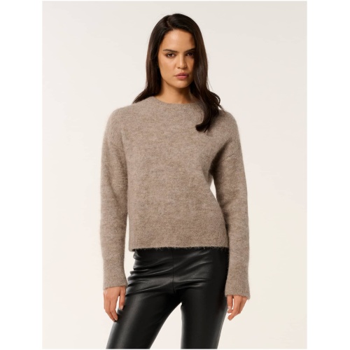 Forever New Women's Ari Fluffy Crew Neck Jumper in Soft Mocha