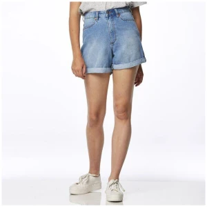 Girlfriend Short Brooklyn Blue