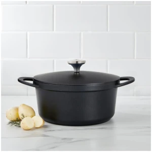 Maxwell & Williams Agile 4.2L Non-Stick Casserole Pot Black