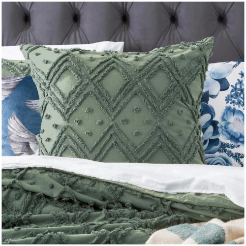 Medallion Sage Cotton Vintage Washed Tufted Super King Quilt Cover set by Park Avenue