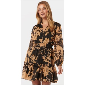 Forever New Women's Aubrey Shirring Waist Mini Dress in Hensley Floral
