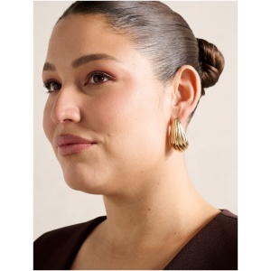 Forever New Women's Signature Ariel Fan Earrings in Gold