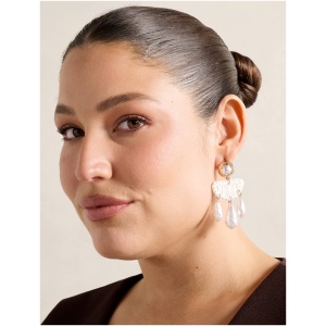 Forever New Women's Signature Rachel Pearl Earring in Pearl/Gold