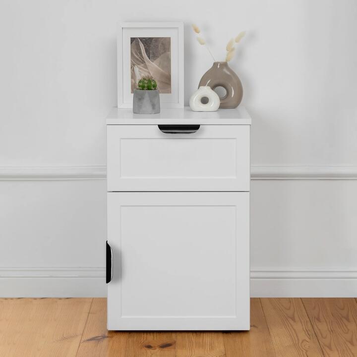 Porto Bedside Table - White - Hamptons - Pull Black