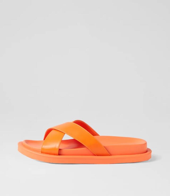 Alvera Flame Pu Slides