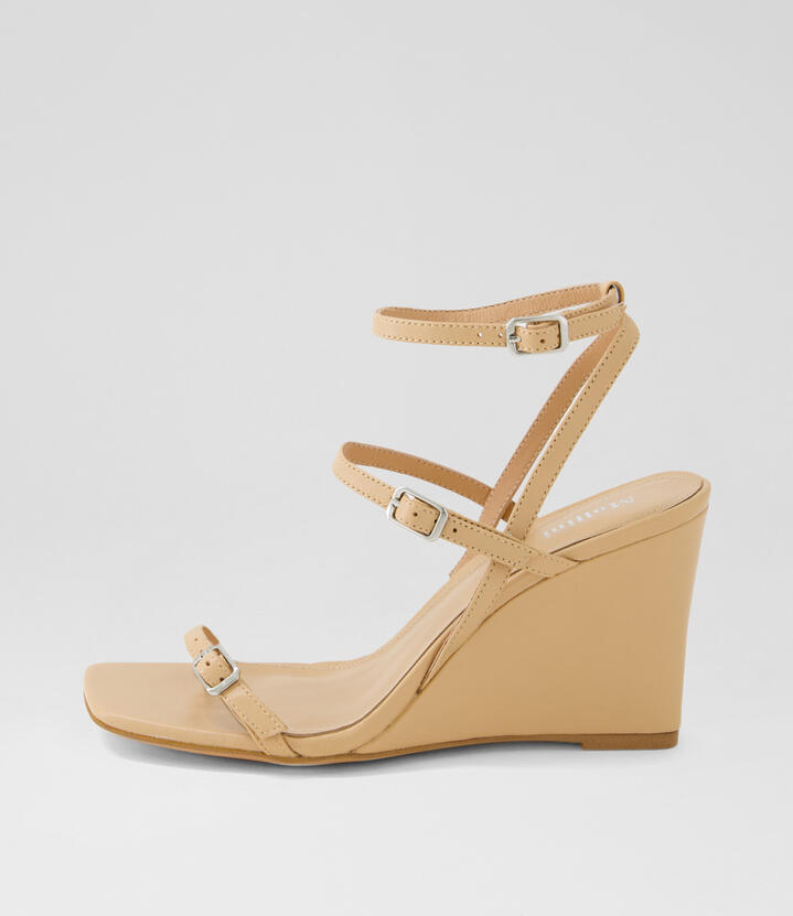 Alynda Nude Leather Sandals