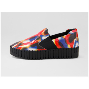 Becca Black Swirl Patent Leather Sneakers