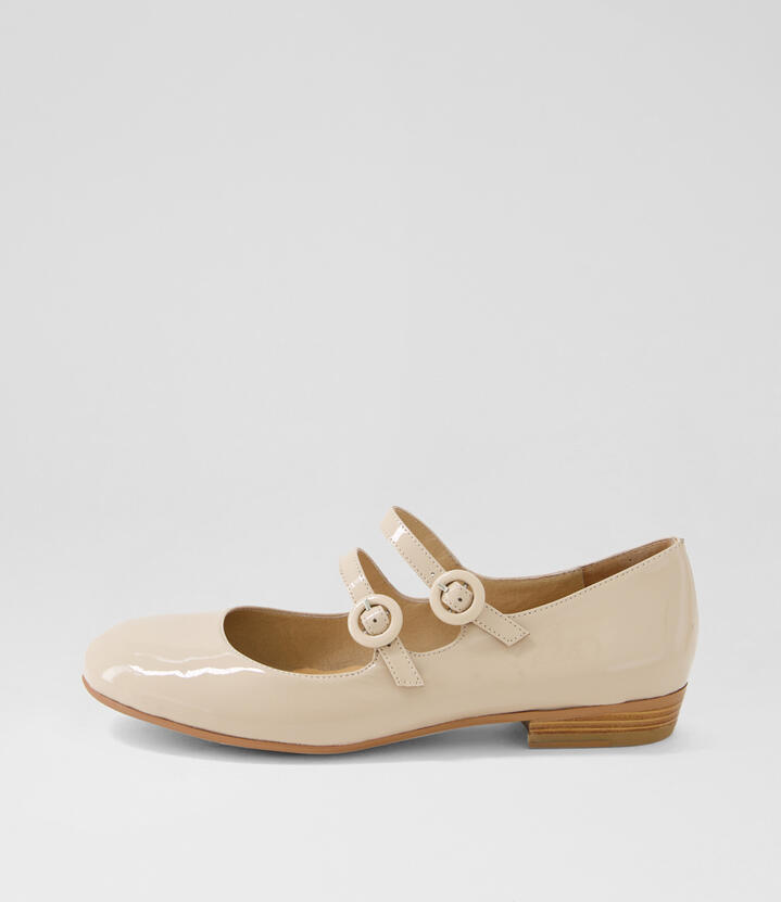 Deen Cafe Patent Leather Flat Shoes