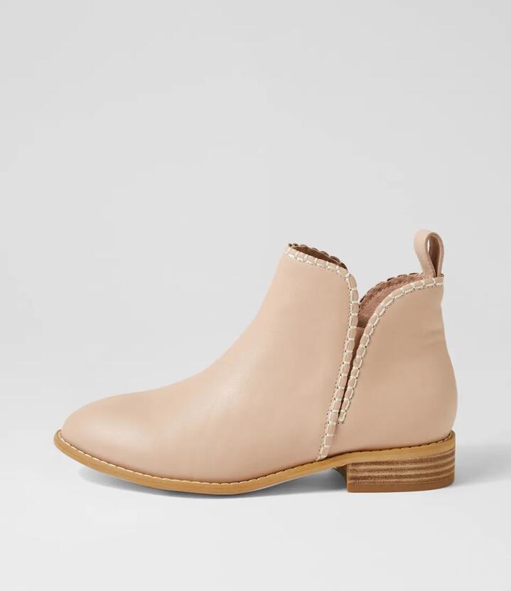 Douglas Stitch Blush Leather Chelsea Boots