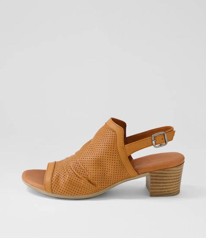 Eches Tan Leather Sandals