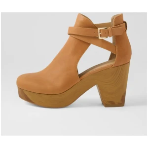 Fearless Tan Leather Heels