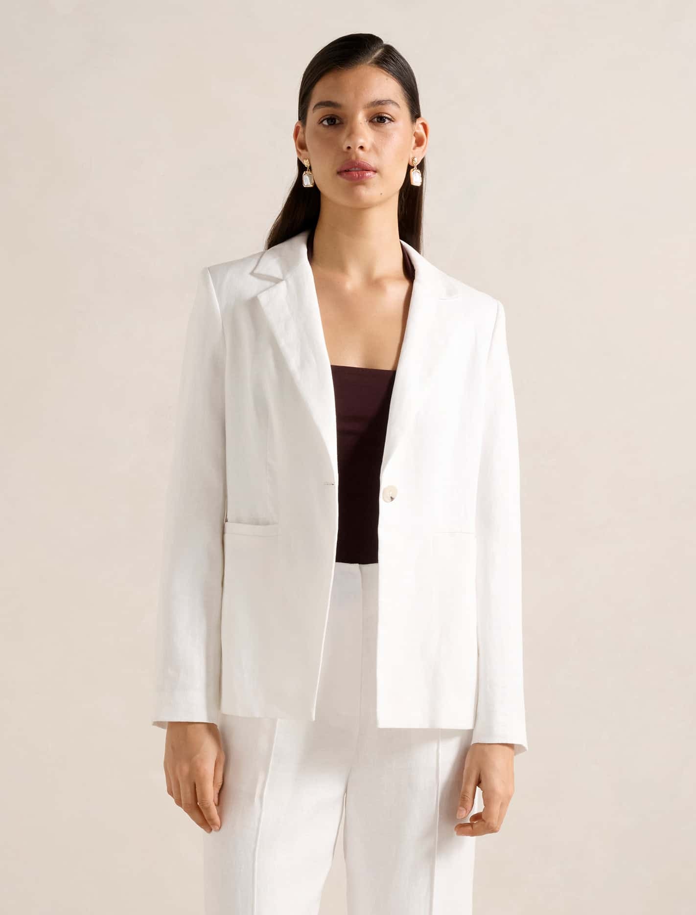 Forever New Women's Lucy Linen Blazer Jacket in Porcelain