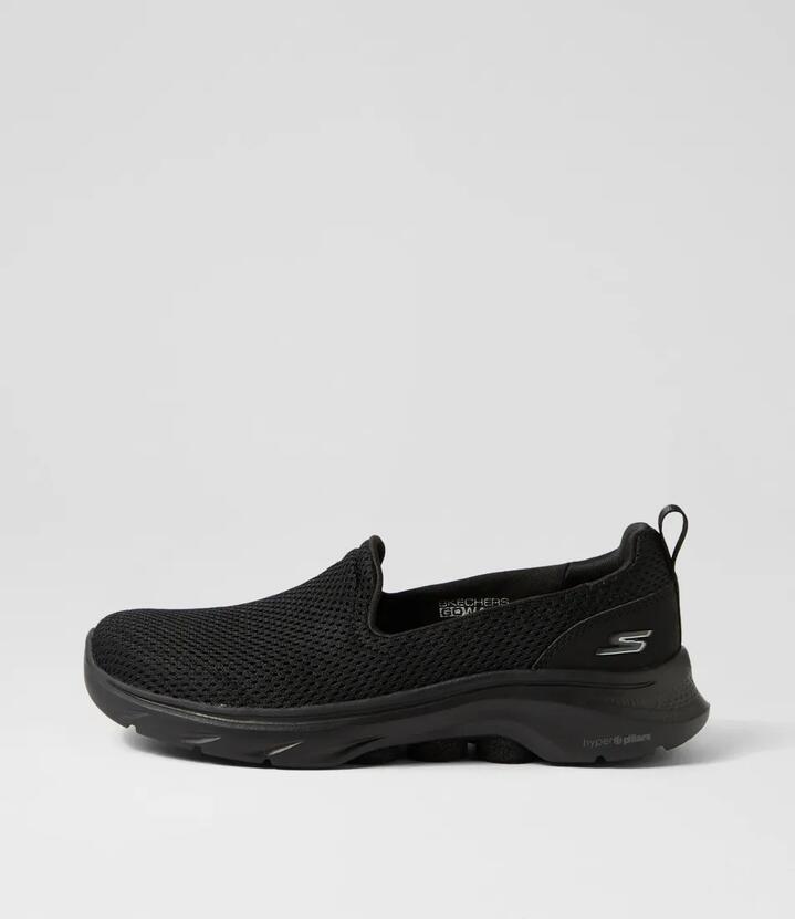 Go Walk 7 Black Fabric Sneakers