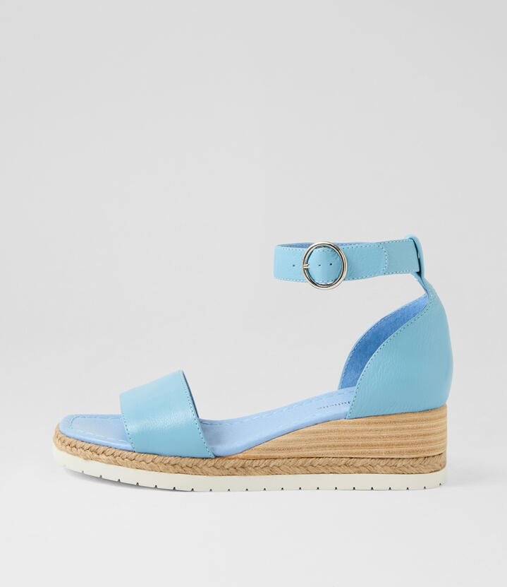 Idola New Blue Leather Sandals