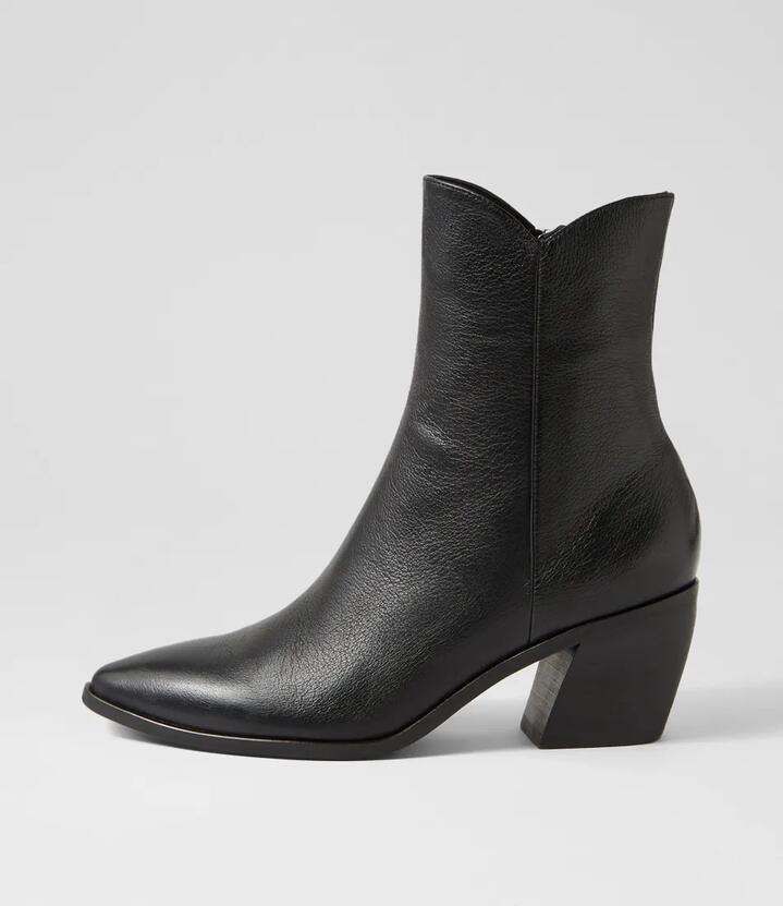 Jambi Black Leather Ankle Boots