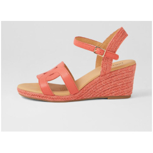 Jippet Coral Leather Sandals