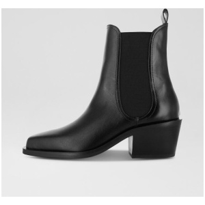 Kristen Iii Ebony Leather Chelsea Boots