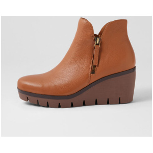 Nuluxe Dark Tan Leather Ankle Boots