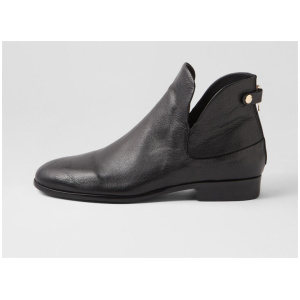 Qillo Black Leather Ankle Boots
