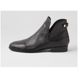 Qillo Black Leather Ankle Boots